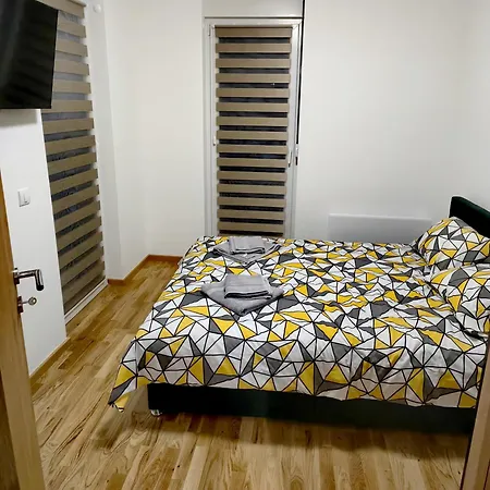 Apartment Rosa, 3 Divcibare